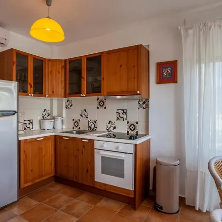 Alterra Homes By The Sea *