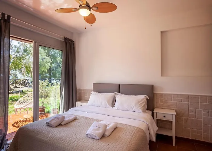 Kanonika Homes By The Sea Ferienhaus Néos Marmarás