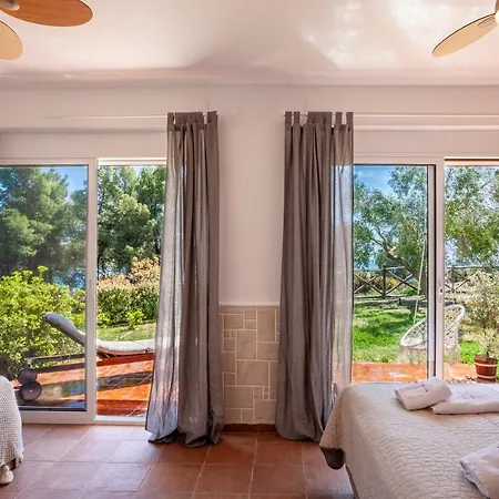 Semesterbostad Kanonika Homes By The Sea Neos Marmaras